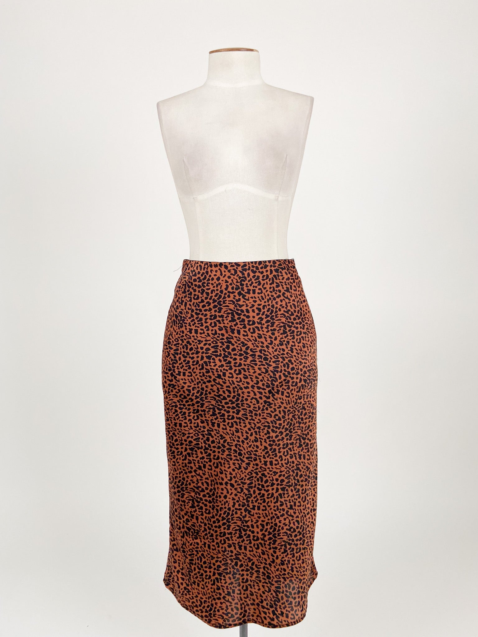 Pencil skirt outlet glassons