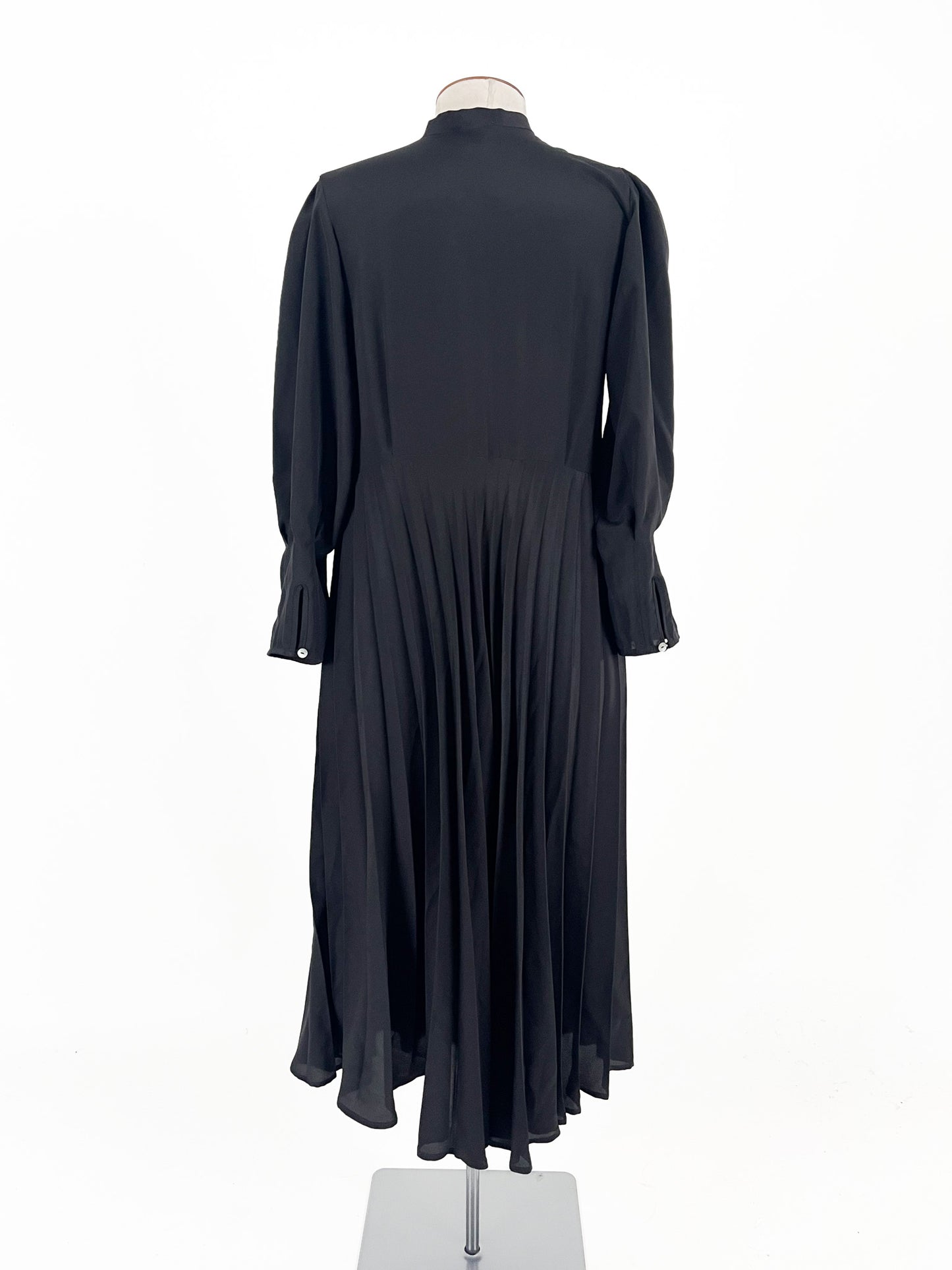 Ingrid Starnes | Black Casual Dress | Size 12