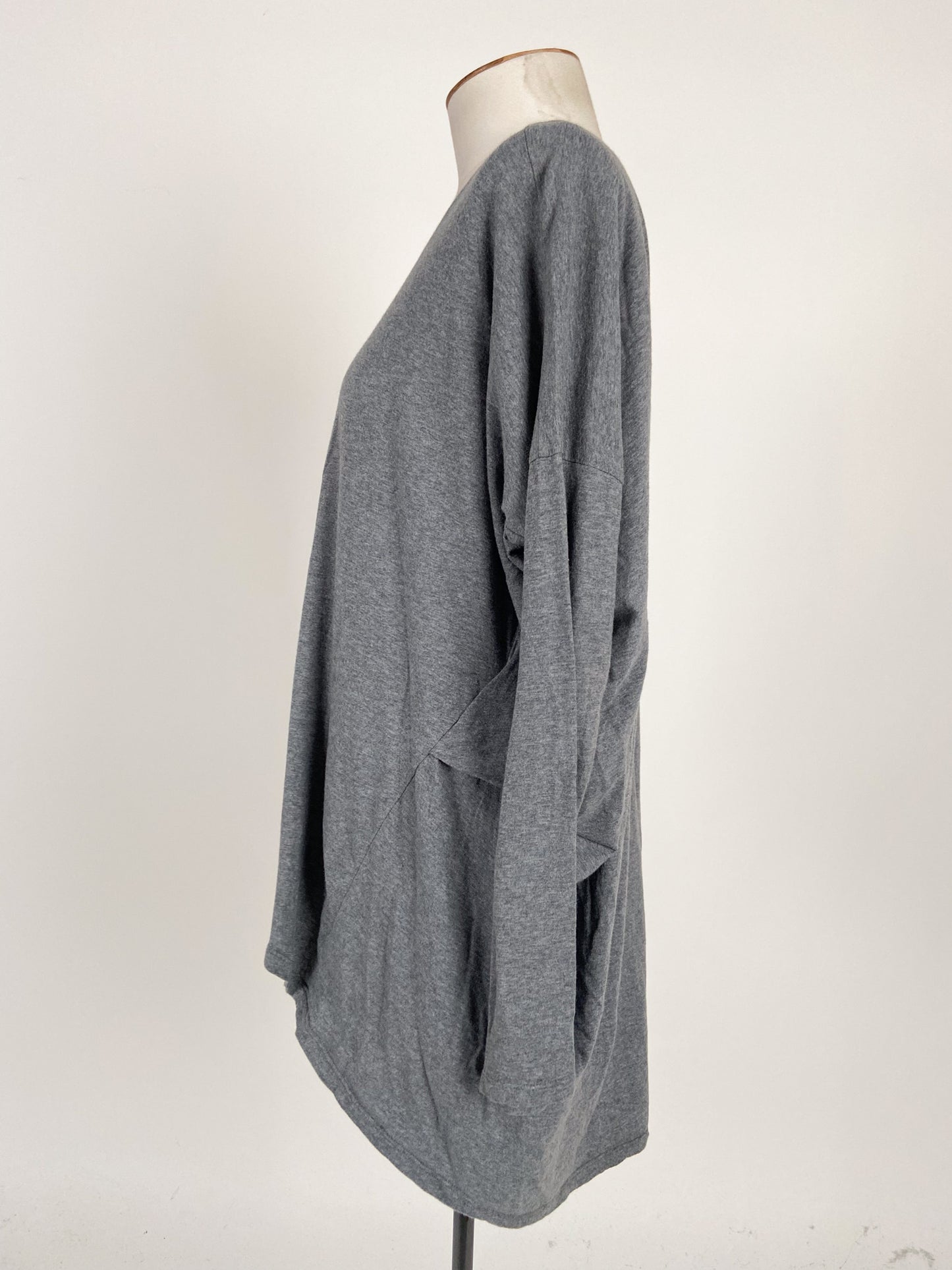 Kowtow | Grey Casual Top | Size XXS