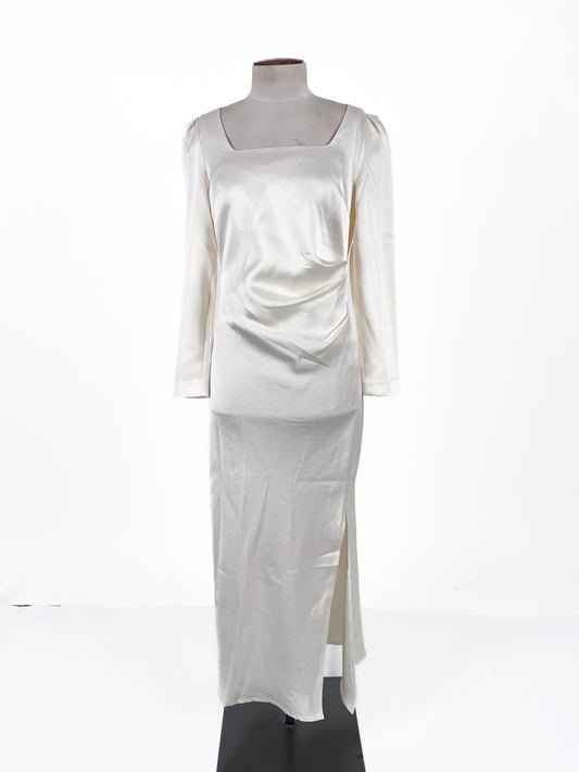 Good Job | White Cocktail/Formal Dress | Size M