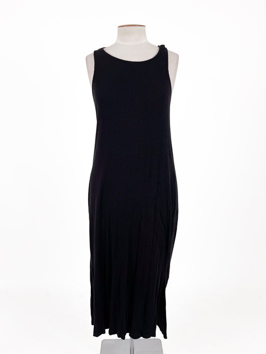 Max | Black Casual/Cocktail Dress | Size L