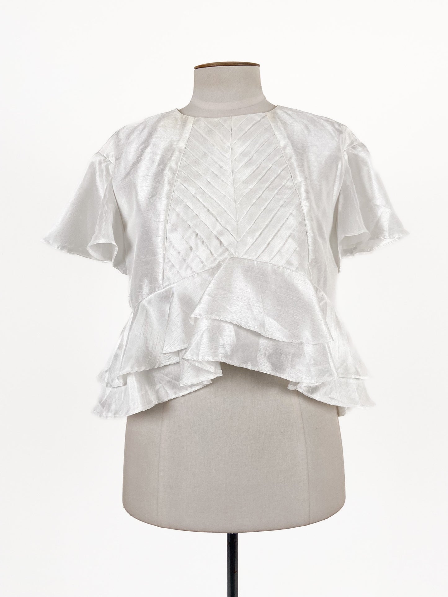 Cameo | White Casual/Formal Top | Size M