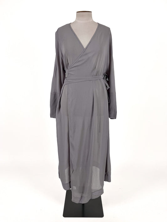 Amy Dunn | Grey Casual/Cocktail Dress | Size S