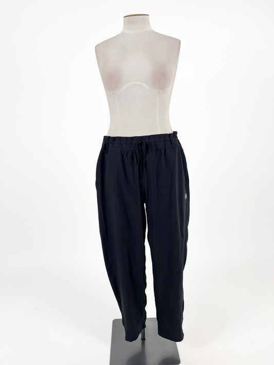 New Balance | Black High waisted Stretchy Pants | Size XL